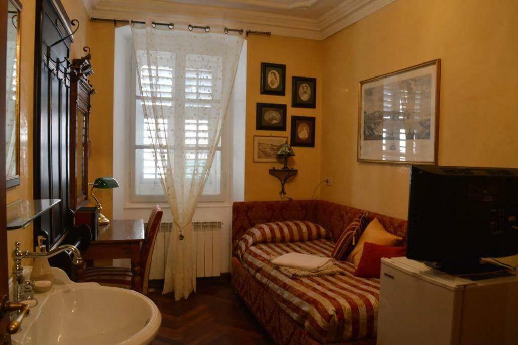 Casa Vacanze Rilke Terst Exteriér fotografie